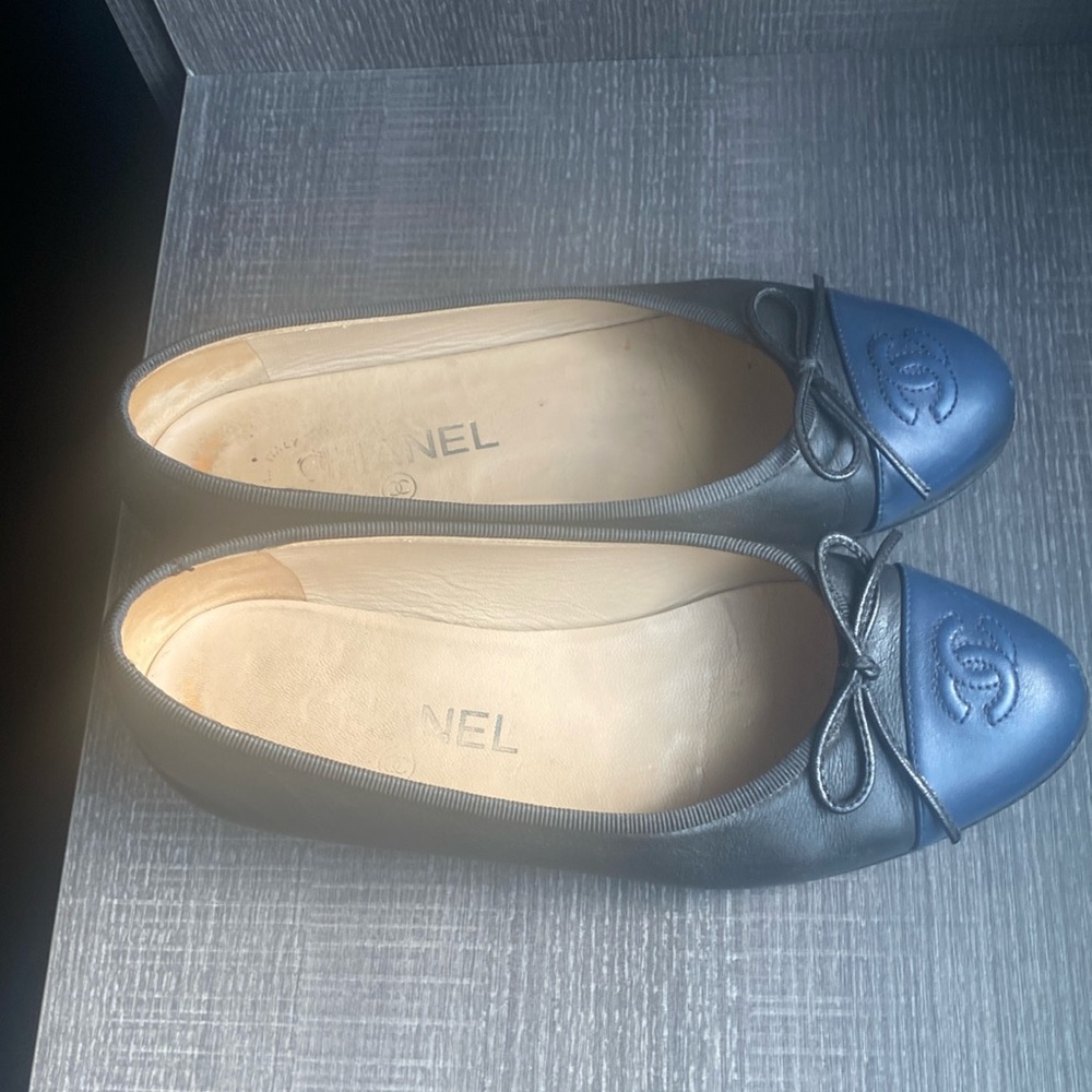 Authentic Chanel ballet flats
